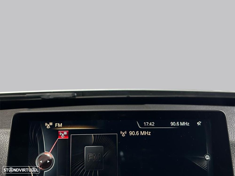 BMW 320 - 24