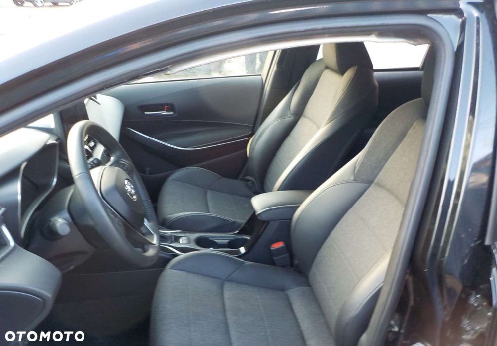 Toyota Corolla - 26