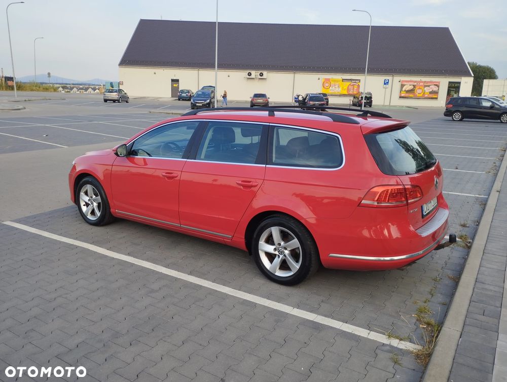 Volkswagen Passat 2.0 Blue TDI SCR Comfortline - 3