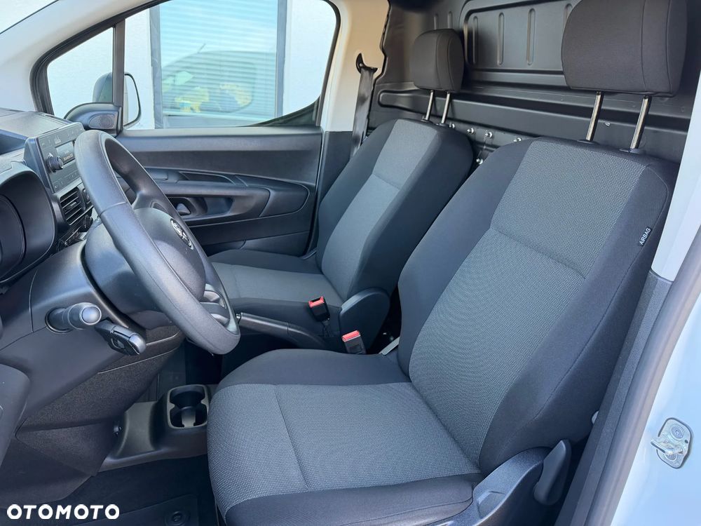 Toyota Proace City - 10