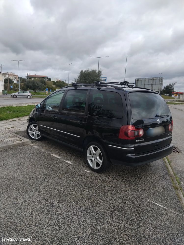 VW Sharan 2.0 TDI Confortline - 2