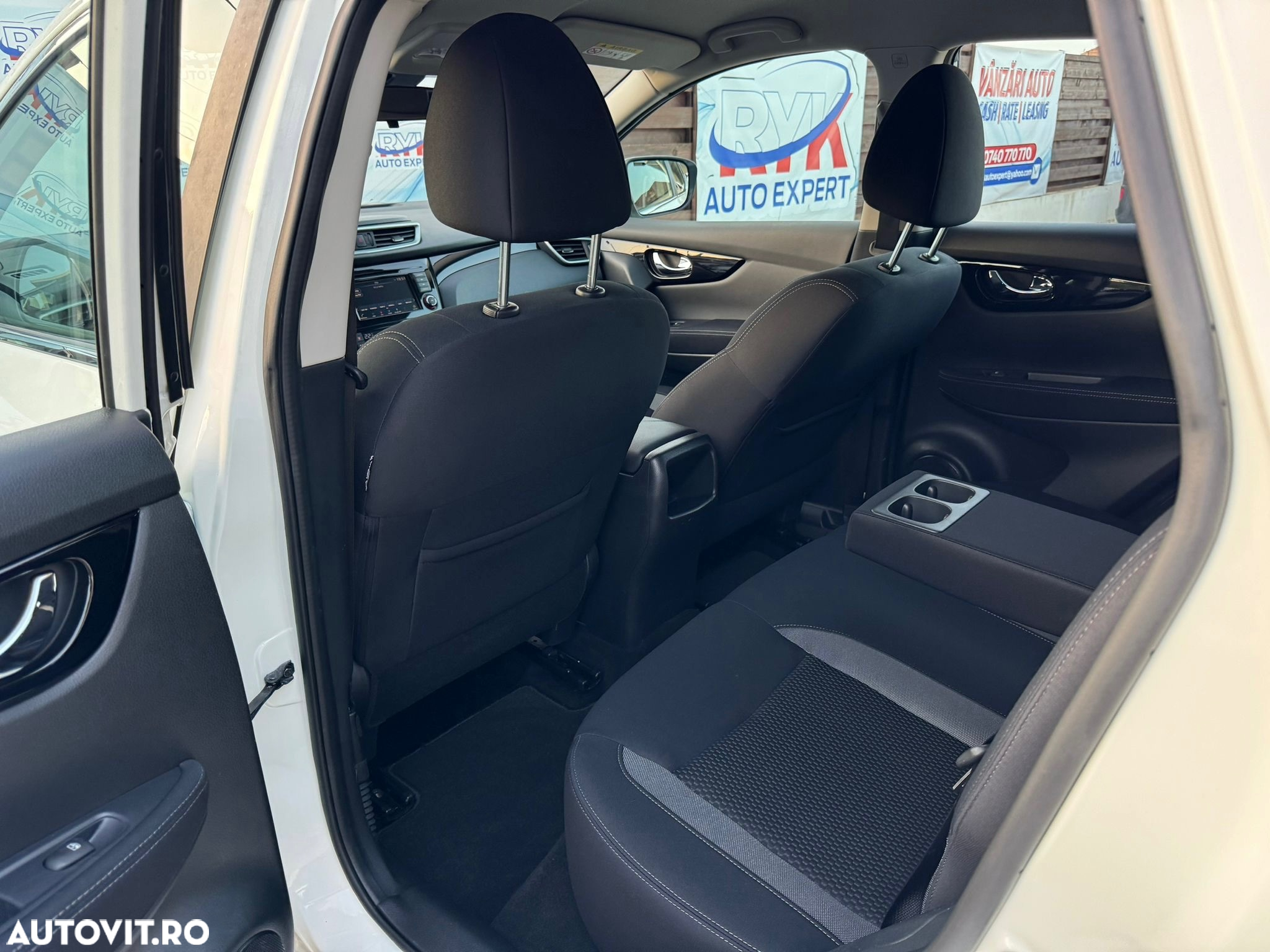 Nissan Qashqai 1.5 DCI N-CONNECTA - 16