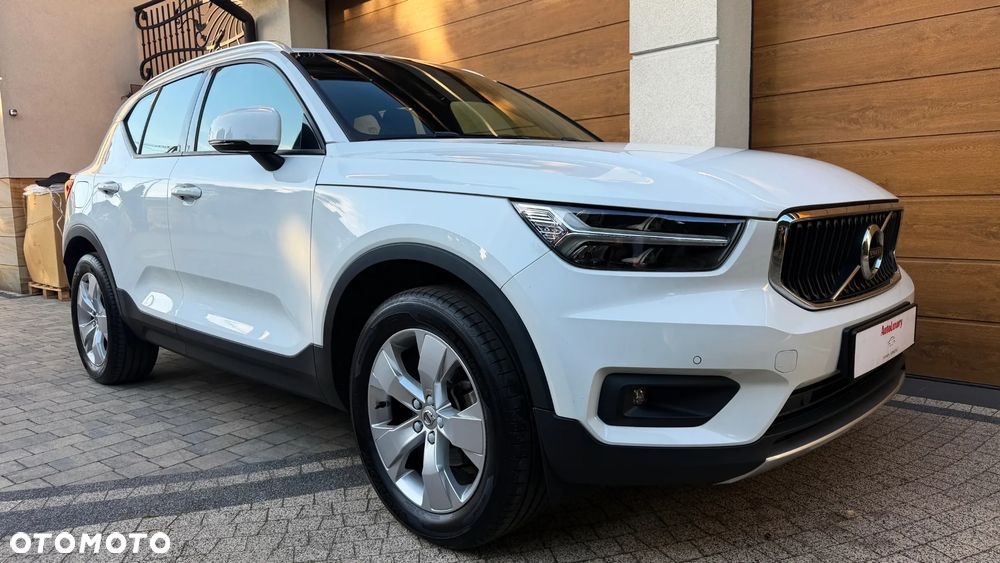 Volvo XC 40 T3 Geartronic Momentum Core - 13