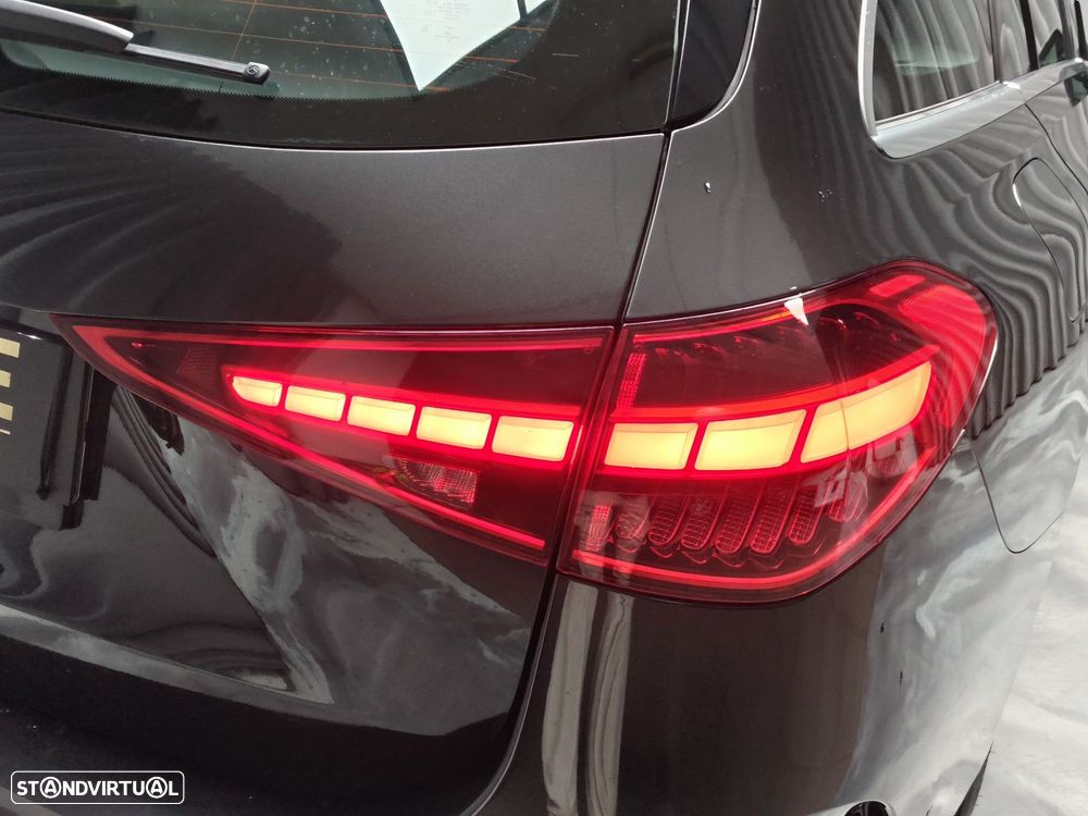Mercedes-Benz C 300 e - 23