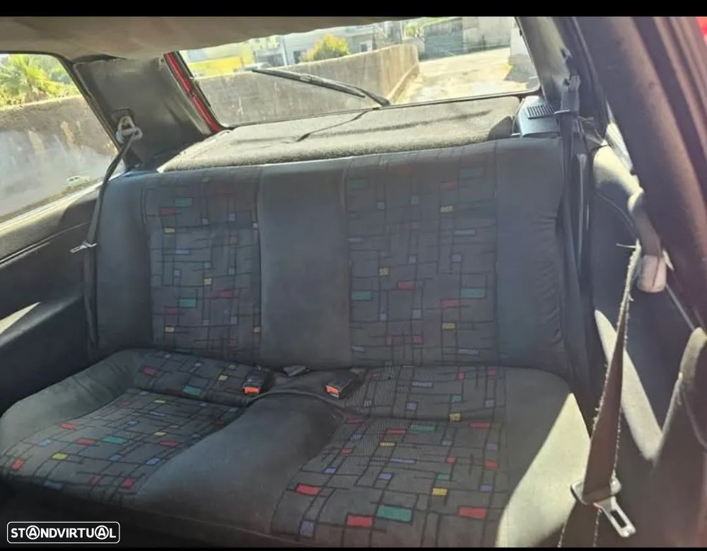 VW Golf 1.6 GTD - 5
