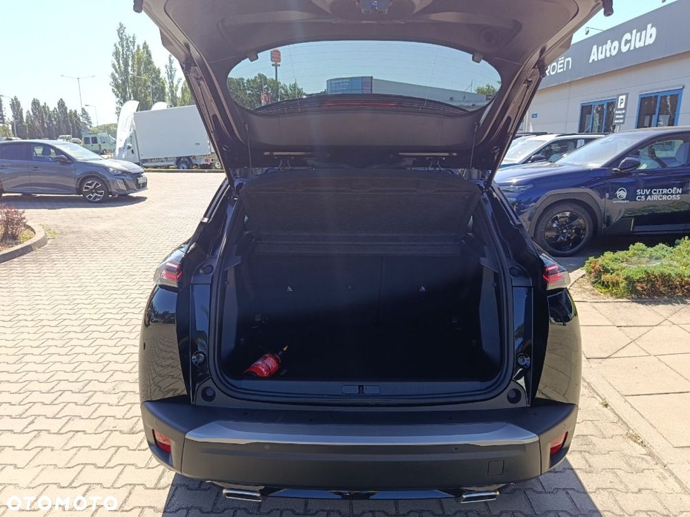 Peugeot 2008 - 11