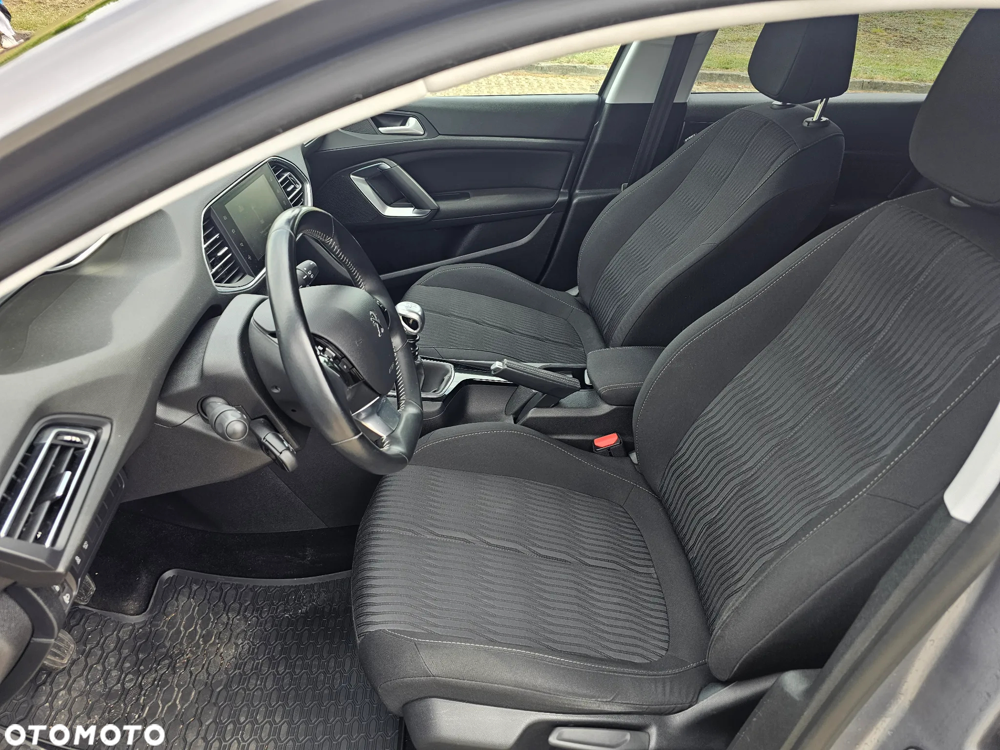 Peugeot 308 1.2 PureTech GPF Active S&S - 10