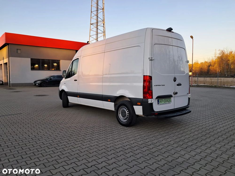 Mercedes-Benz eSprinter - 7
