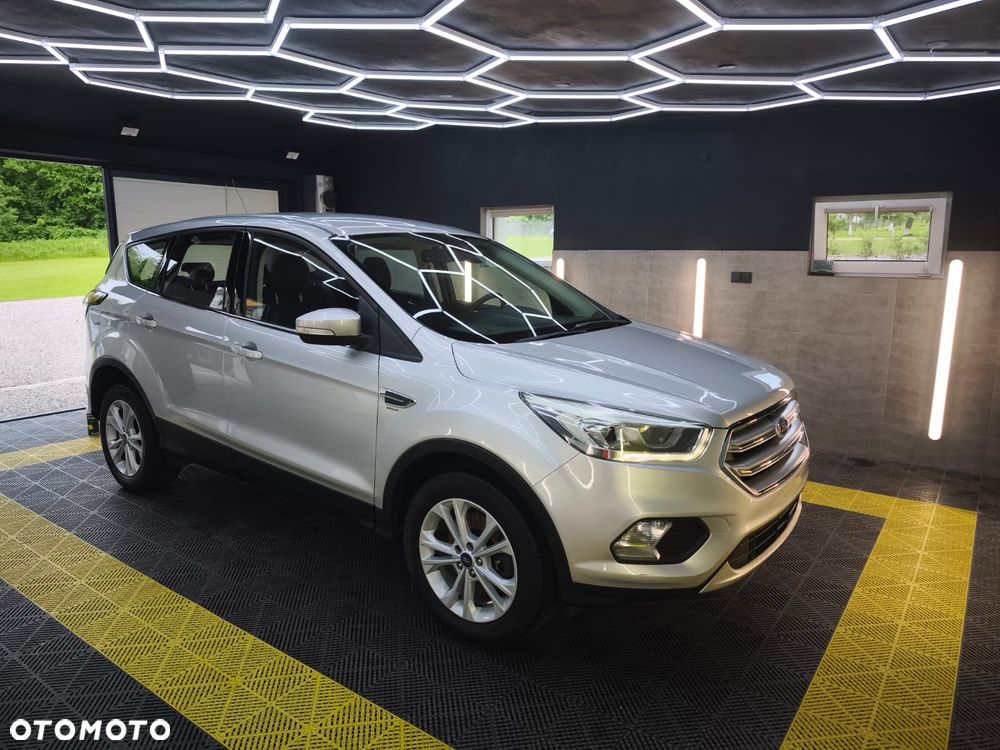 Ford Kuga 1.5 TDCi 2x4 Titanium - 7