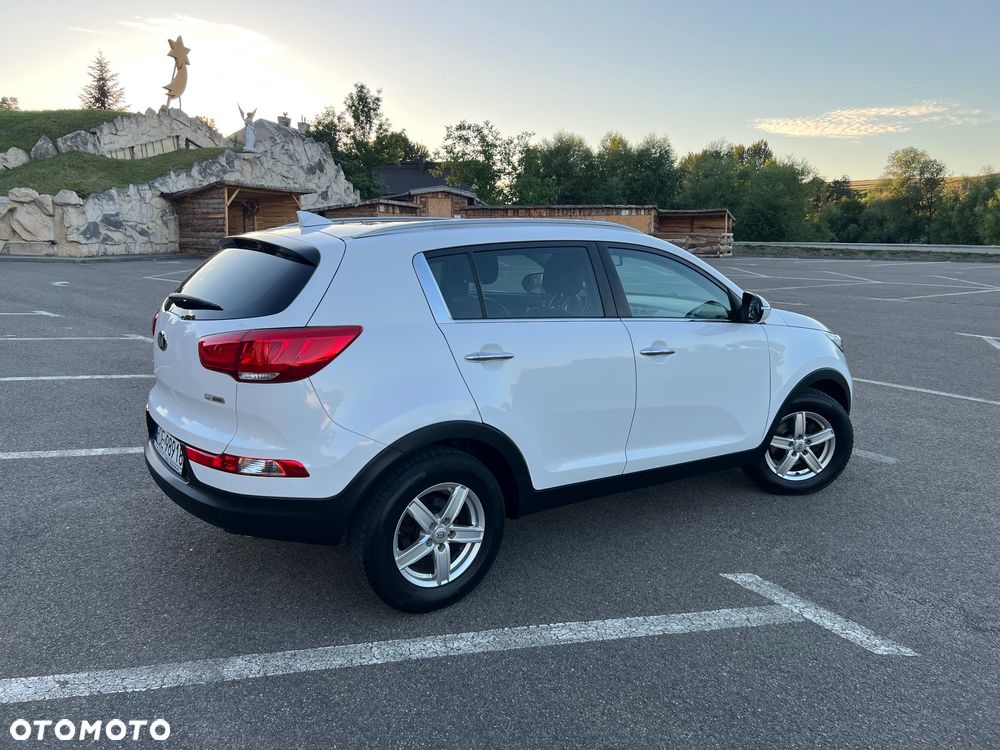 Kia Sportage 1.7 CRDI 2WD Dream-Team Edition - 4