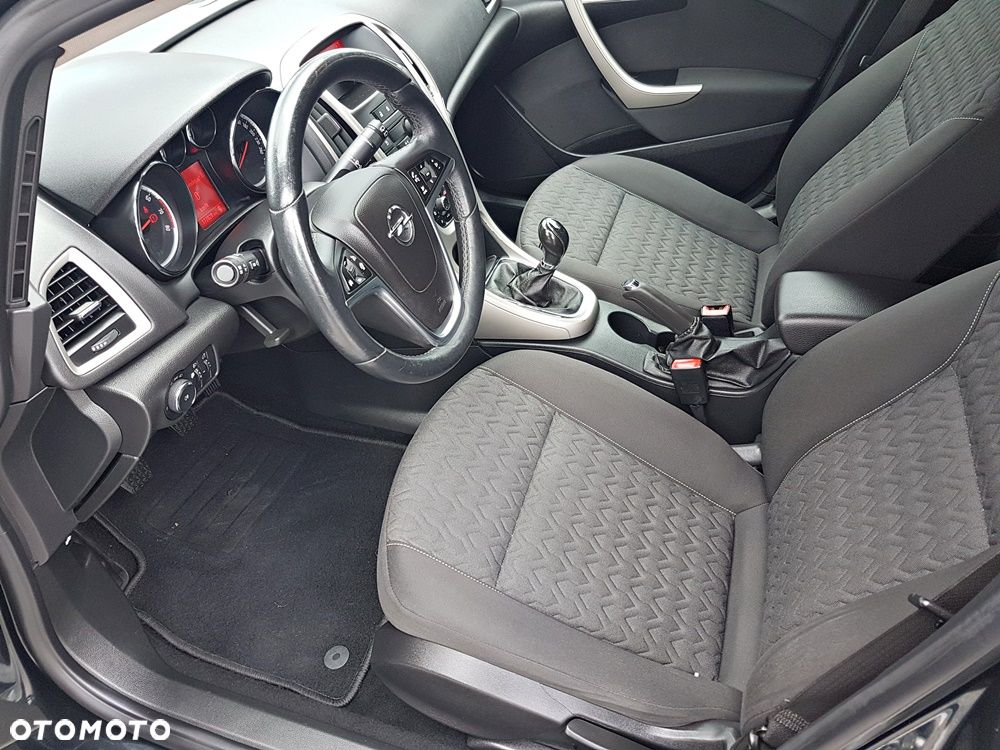 Opel Astra 1.4 Turbo Design Edition - 12