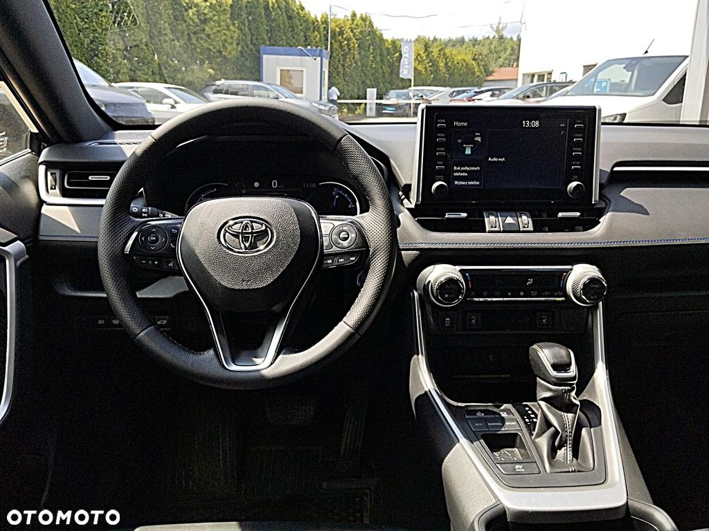 Toyota RAV4 - 9