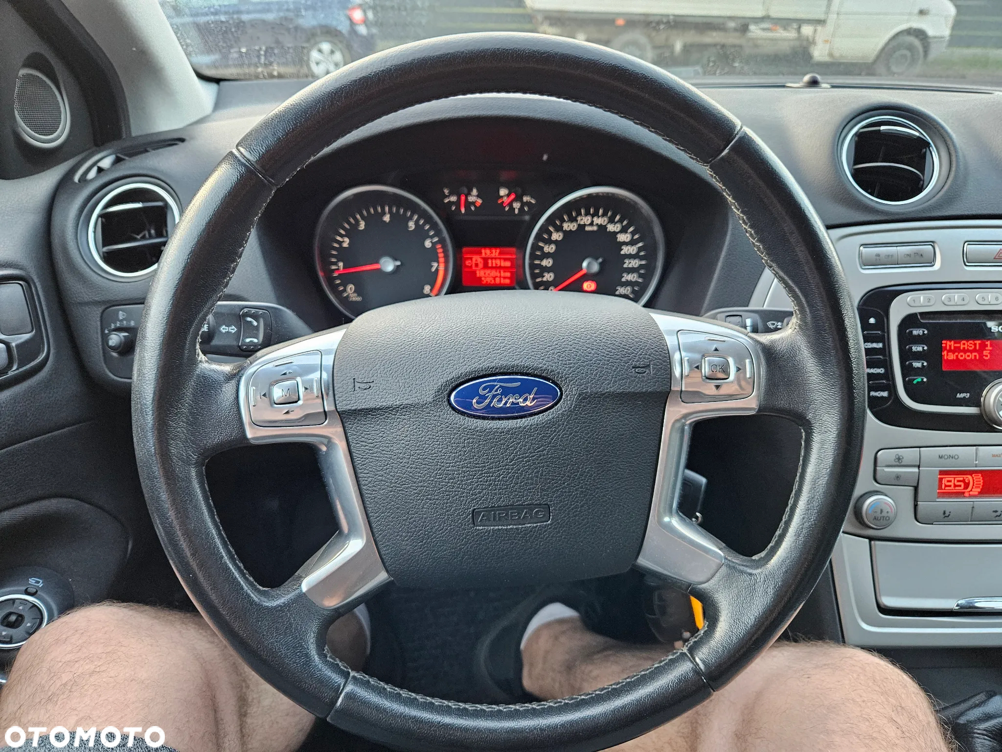 Ford Mondeo 1.6 Silver X - 18