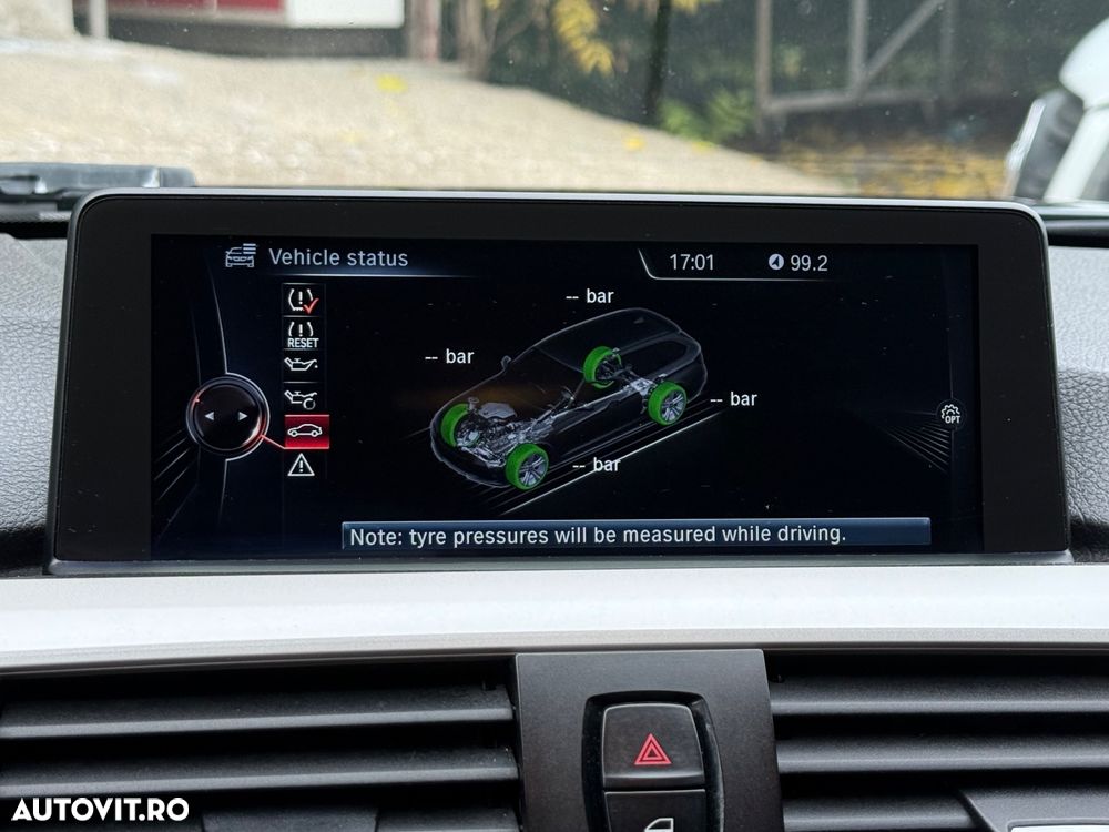 BMW Seria 3 320d Touring Aut. Efficient Dynamics Edition - 28