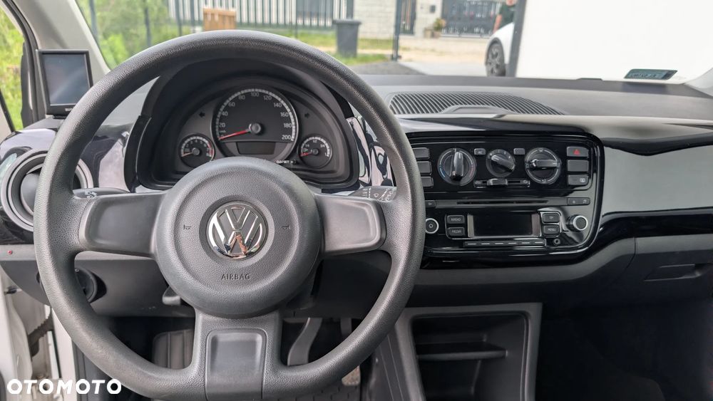 Volkswagen up! 1.0 move - 11