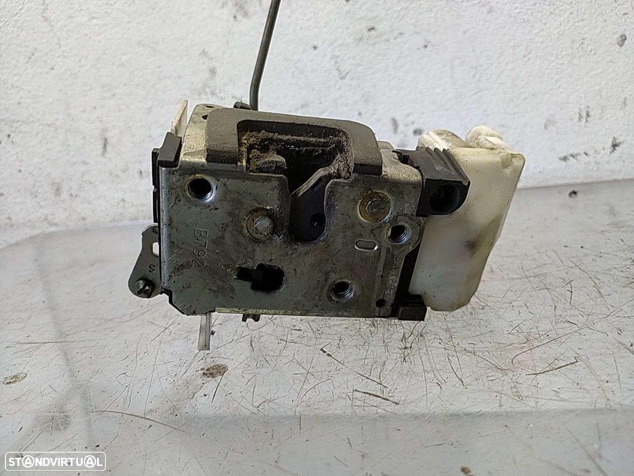 Fecho Porta  Fte Esq Fiat Punto (188_) - 5