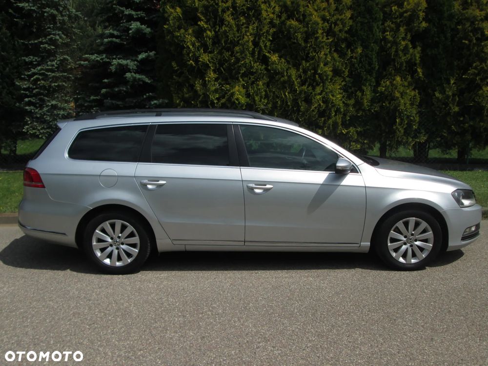 Volkswagen Passat 2.0 TDI DPF BlueMotion Technology Comfortline - 8