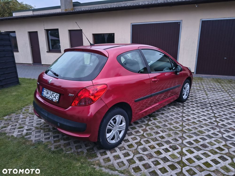 Peugeot 207 2007 photo 5