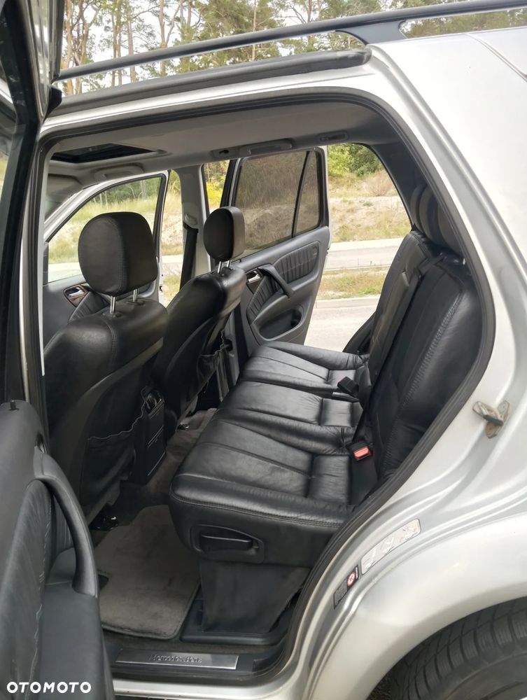 Mercedes-Benz ML 55 AMG - 23