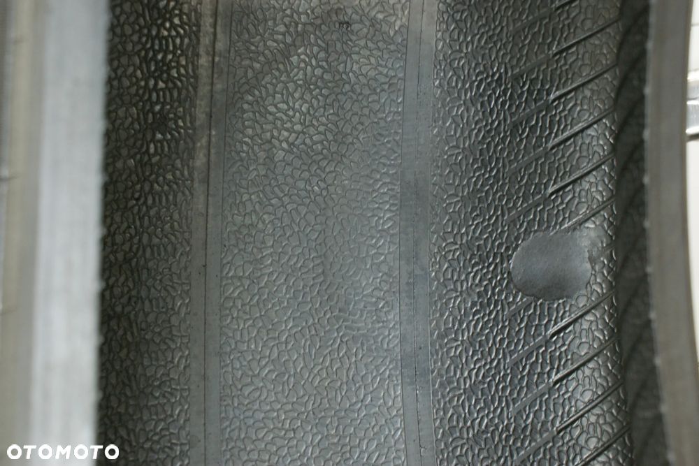 205/50R17 PIRELLI SOTTOZERO 3 WINTER , 7,5mm 2023r B1696 - 3