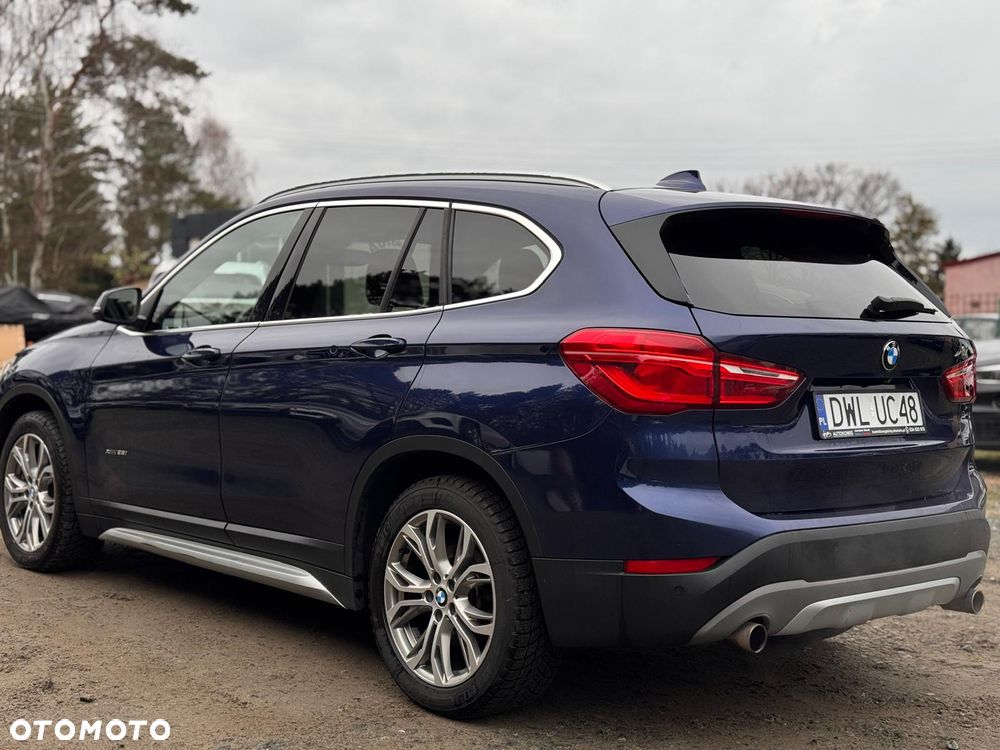 BMW X1 xDrive28i xLine - 5