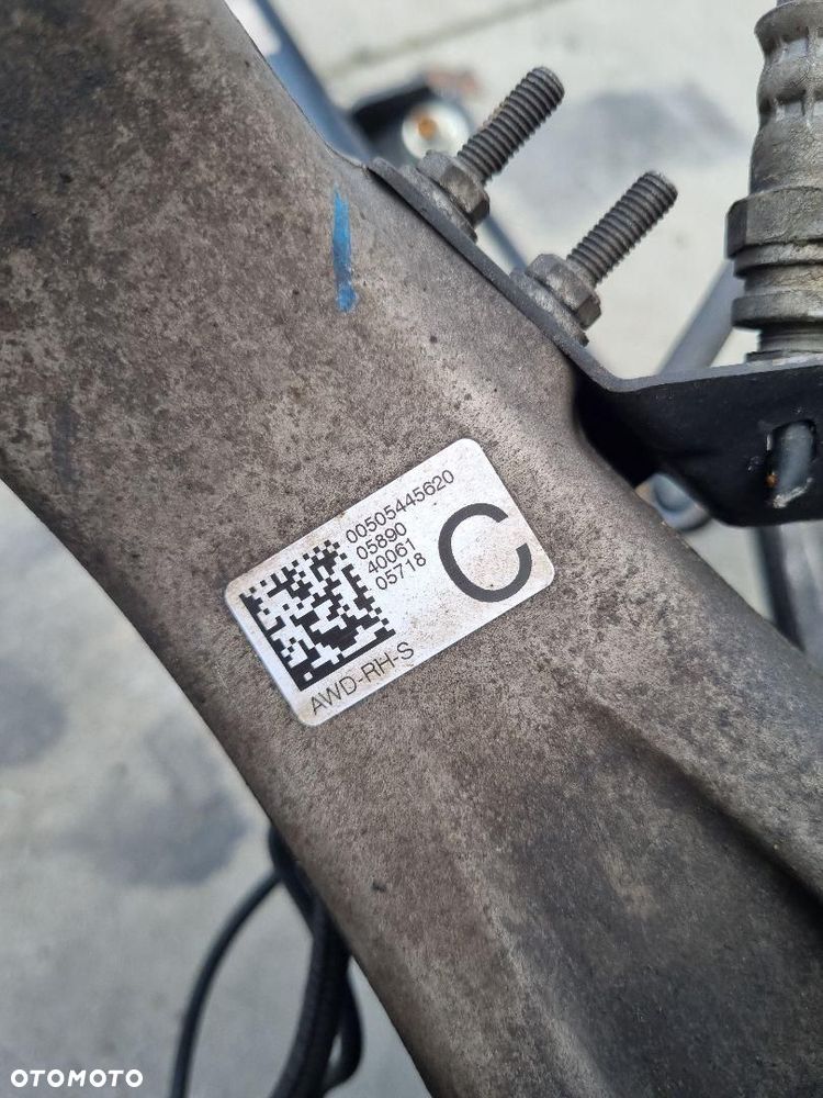 ALFA ROMEO GIULIA Q4 ZWROTNICA AMORTYZATOR WAHACZE PRAWA PRZÓD 00505445620 - 8
