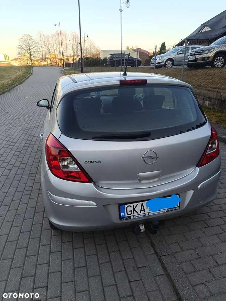 Opel Corsa 1.2 16V Edition - 3