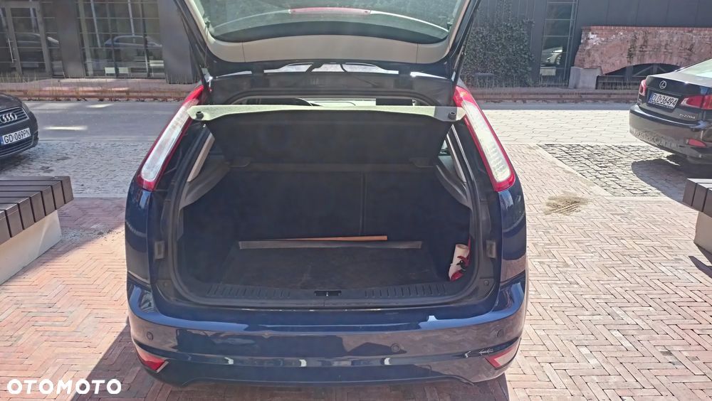 Ford Focus 1.6 16V Style - 13