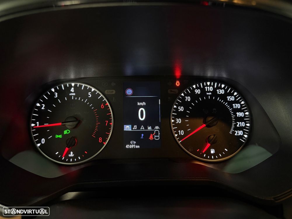 Renault Clio 1.0 TCe Evolution Bi-Fuel - 10