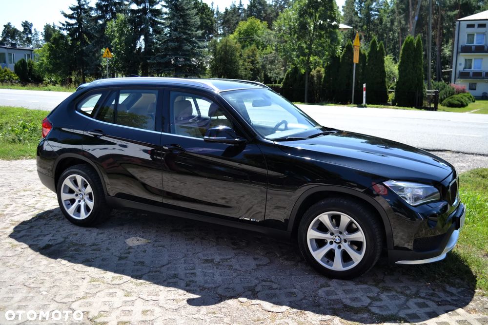 BMW X1 xDrive18d Sport Line - 16