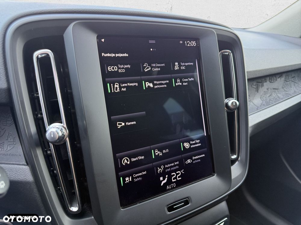Volvo XC 40 - 26