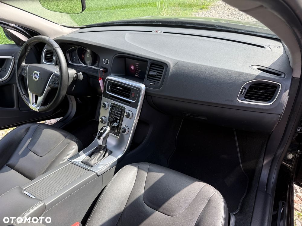 Volvo S60 D2 Geartronic Kinetic - 24