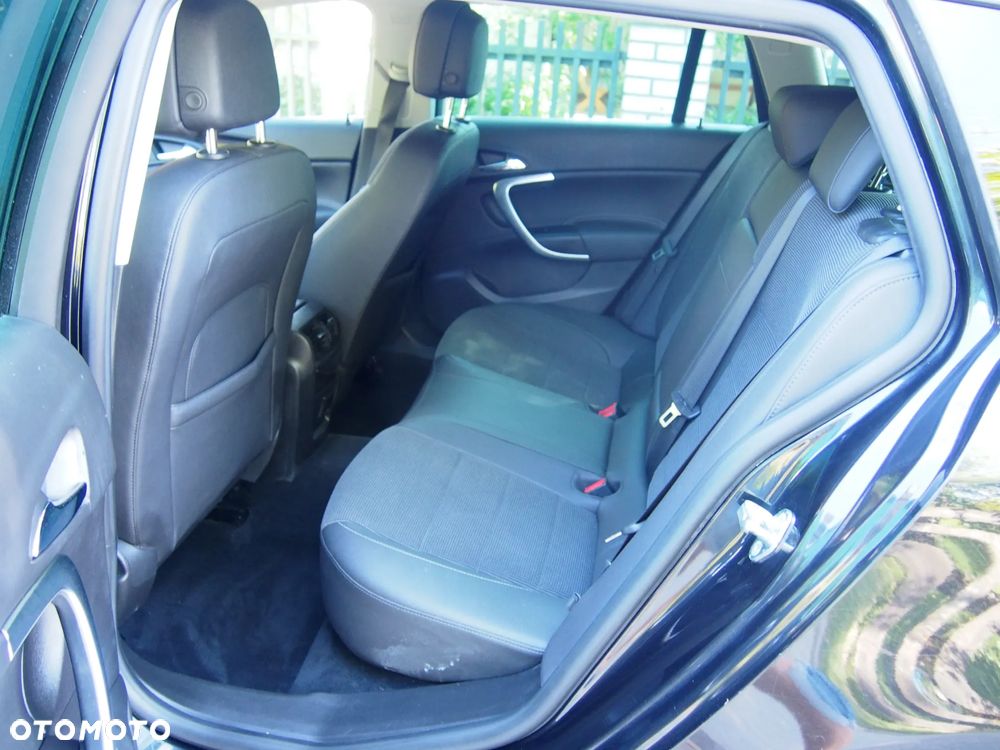 Opel Insignia 2.0 CDTI Sports Tourer - 12