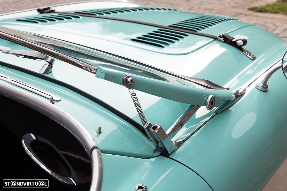 Austin Healey 100/4 - 10