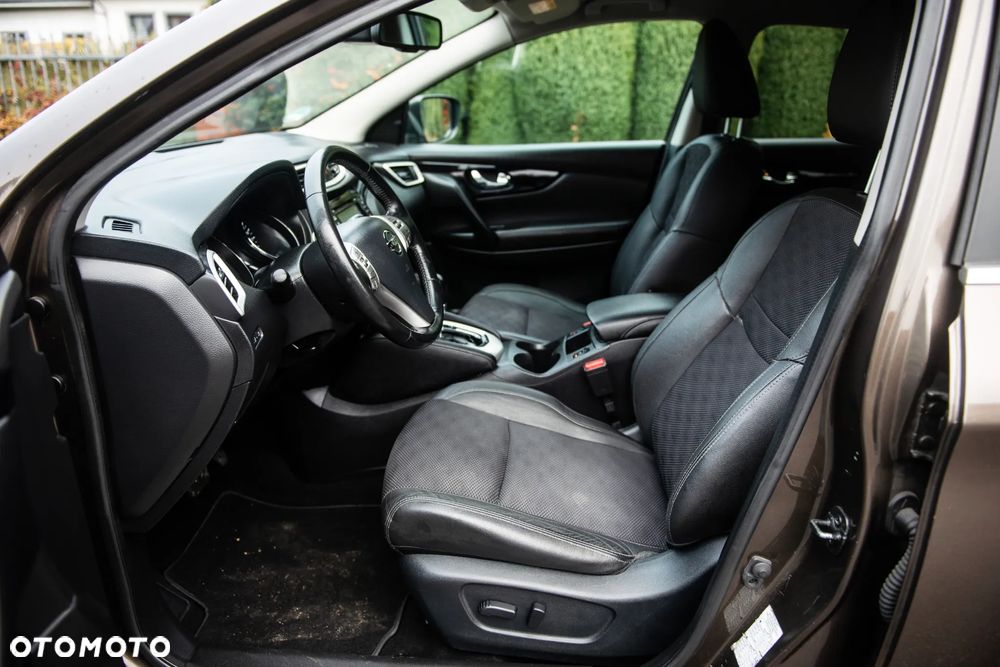 Nissan Qashqai 1.2 DIG-T Xtronic 360 - 18