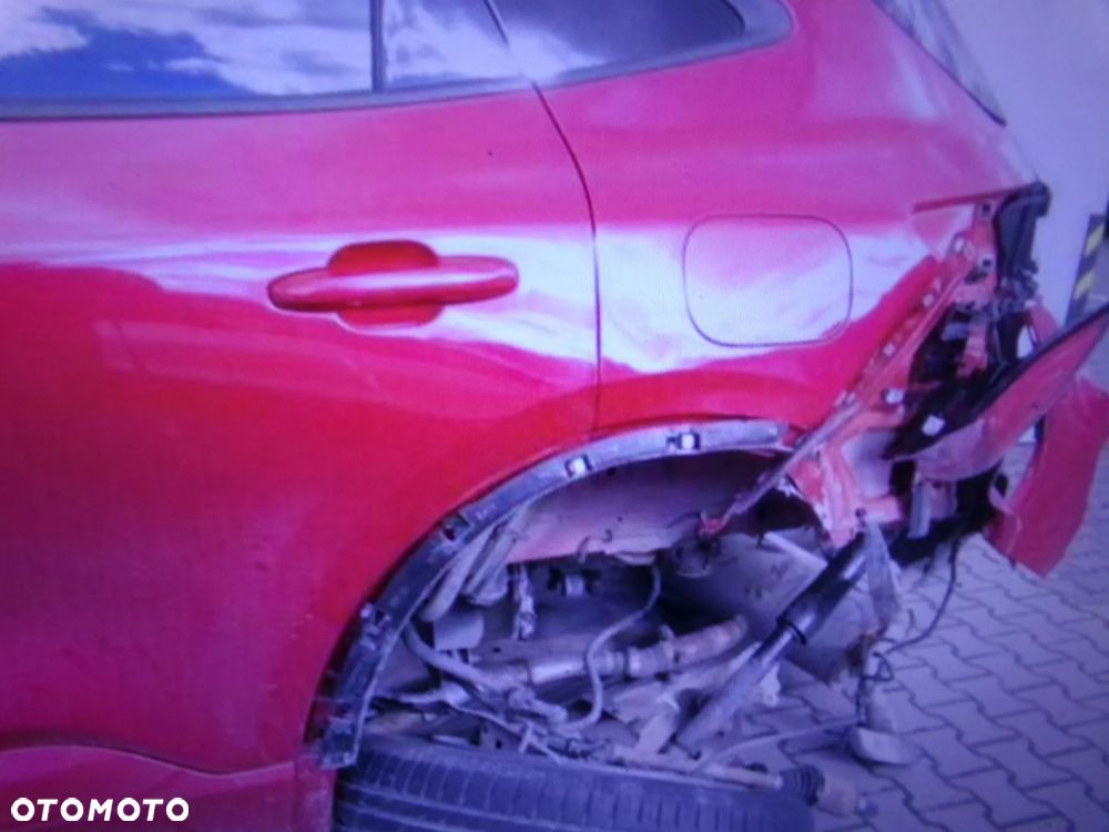 Ford Kuga 2.5P PHEV FWD ST-Line X - 6