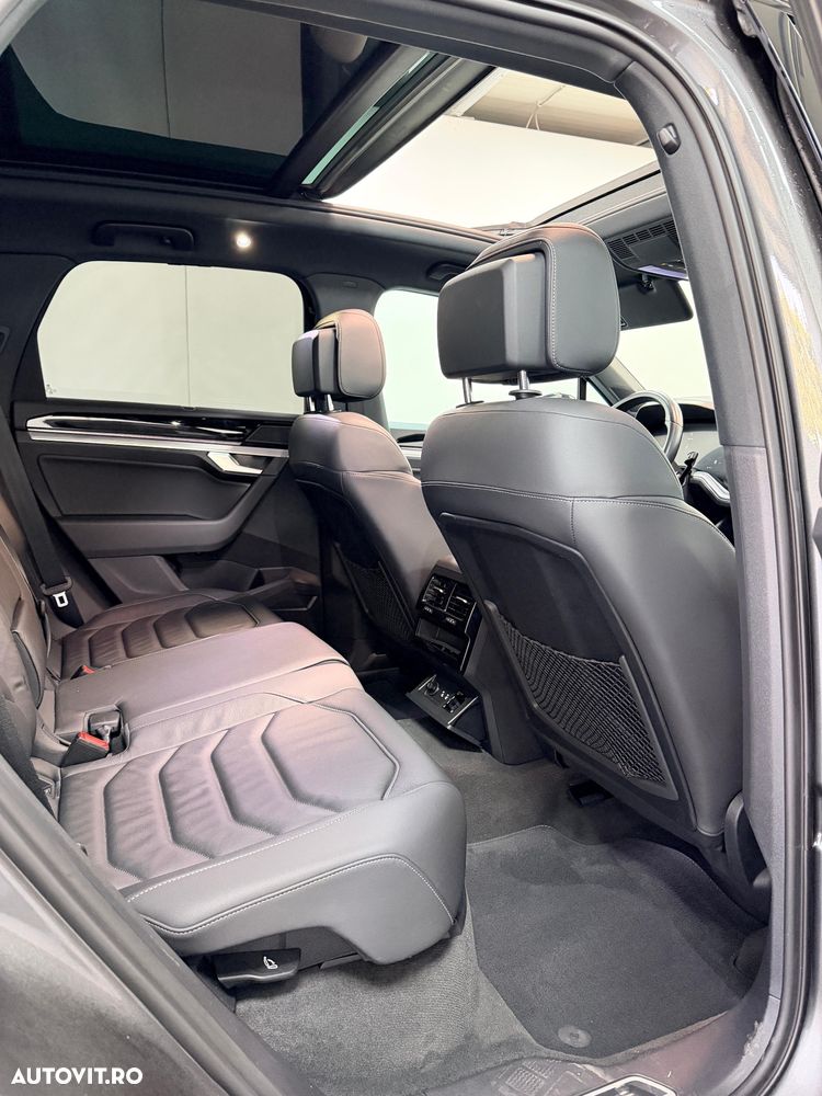 Volkswagen Touareg 3.0 V6 TDI 4Motion DPF Automatik R-Line - 14