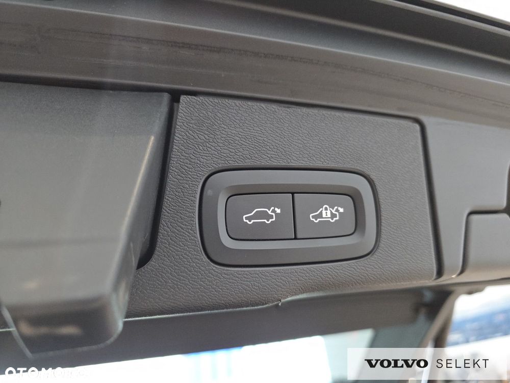 Volvo XC 60 - 32