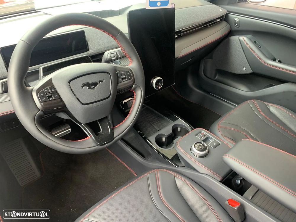 Ford Mustang Mach-E Alargada - 5