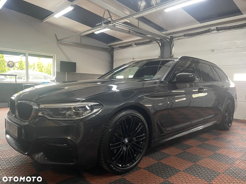 BMW Seria 5 520d Touring M Sport Edition - 1