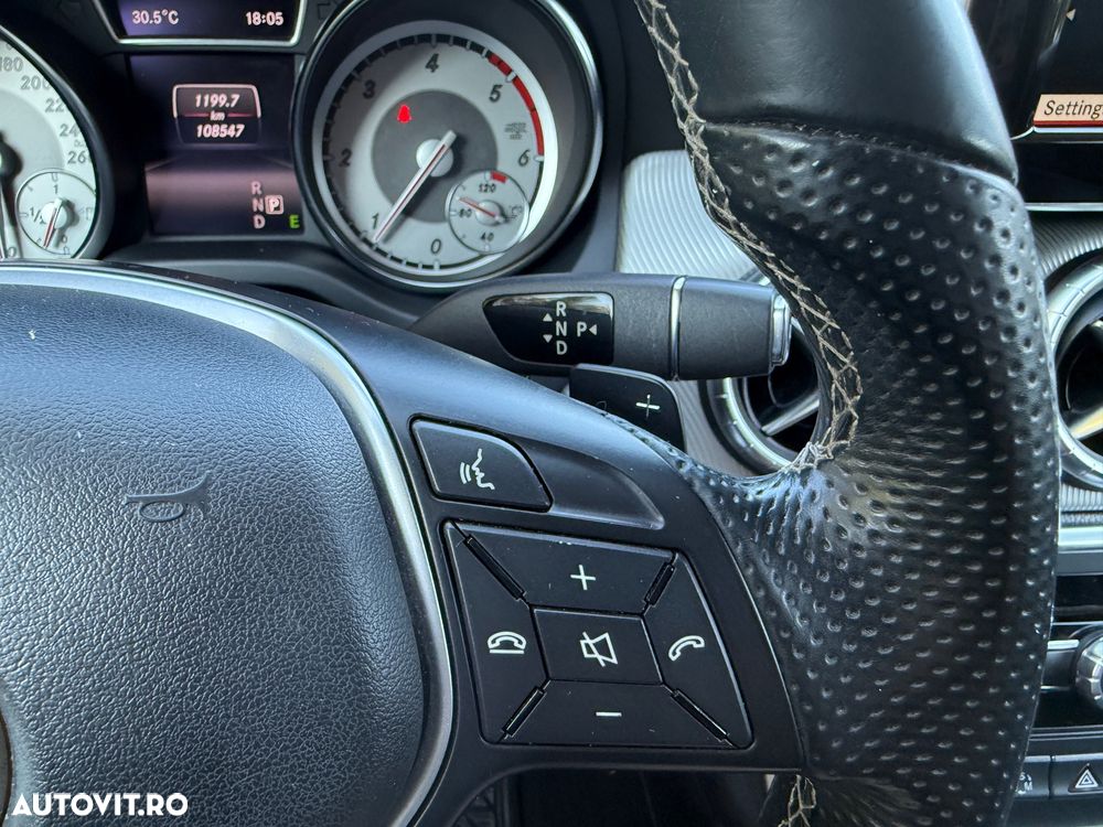 Mercedes-Benz CLA 220 CDI 7G-DCT AMG Line - 25