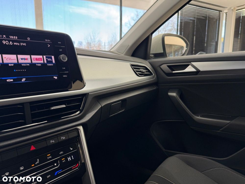 Volkswagen T-Roc 1.5 TSI Life DSG - 25