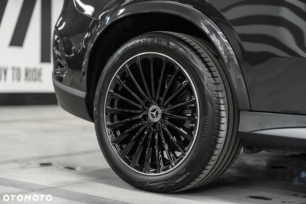 Mercedes-Benz GLC - 22