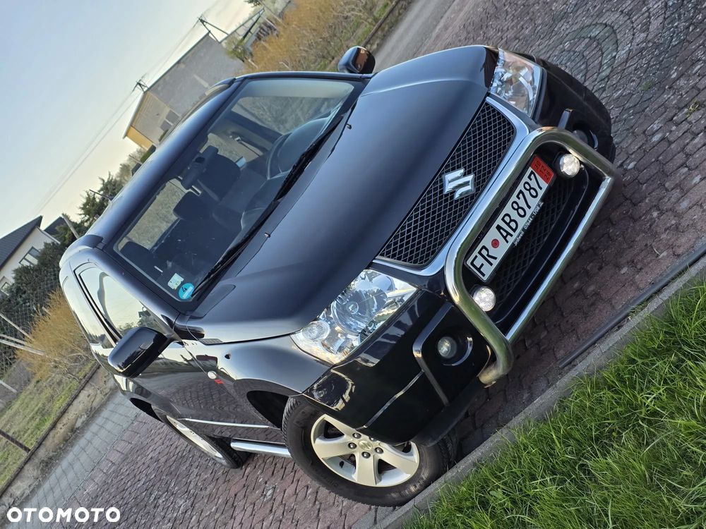 Suzuki Grand Vitara 1.6 Black&White - 3