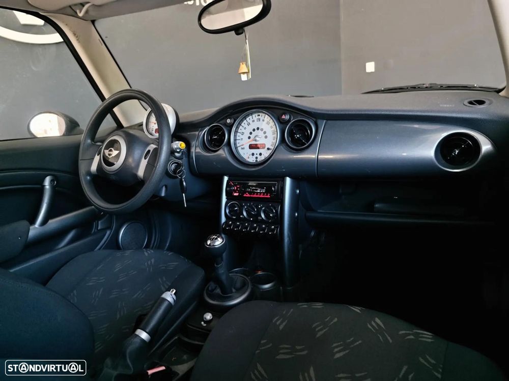 MINI 3 Portas - 29