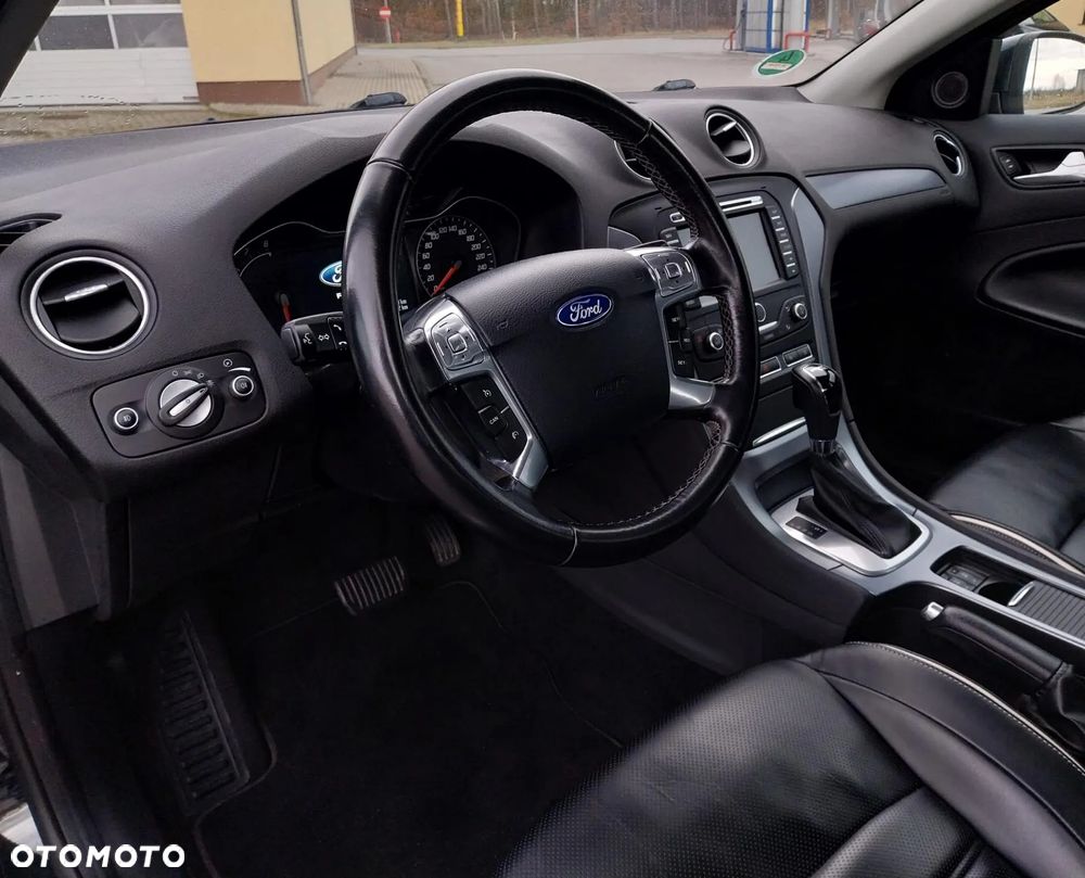 Ford Mondeo 2.0 EcoBoost Titanium X - 12