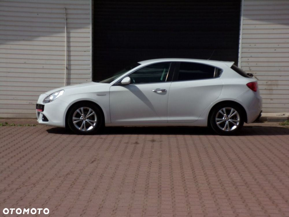 Alfa Romeo Giulietta - 10