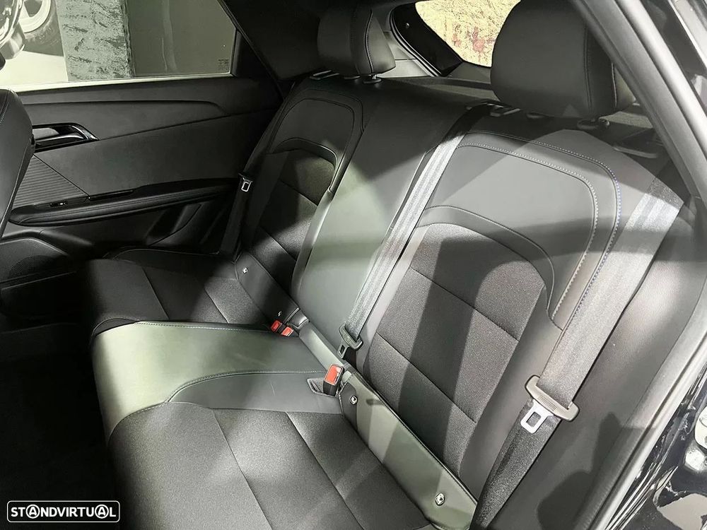 MG MG4 4 Luxury 64 kWh - 27