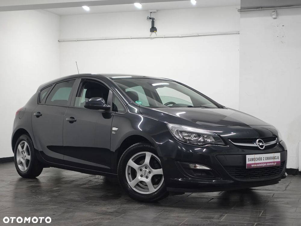 Opel Astra 1.4 150 Jahre - 11