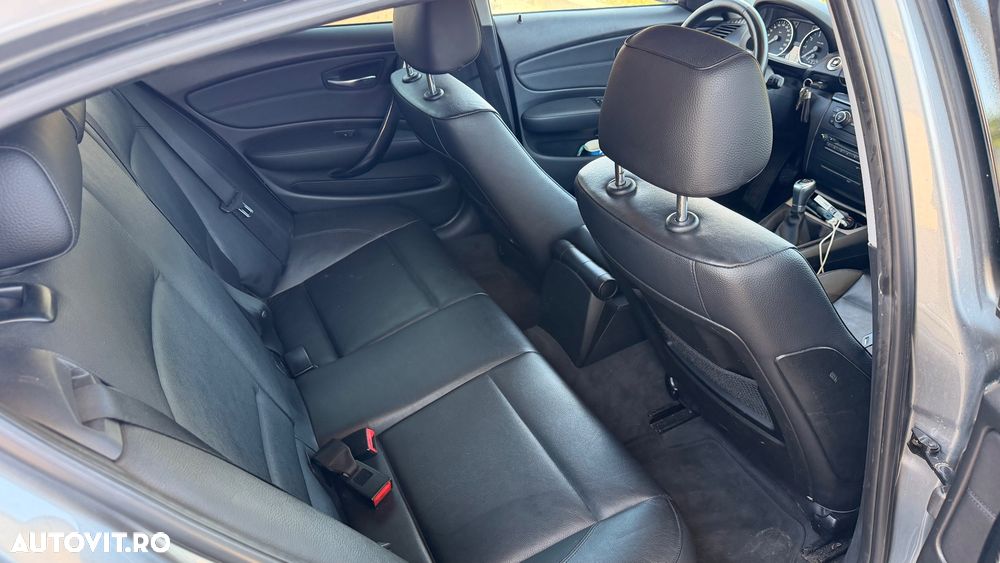 BMW Seria 1 116i - 23